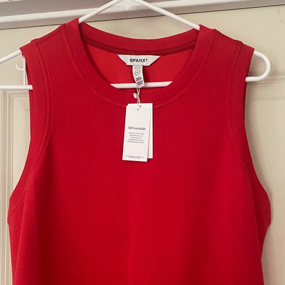 SPANX Vibrant Red Sleeveless Shift Dress Air Essential Size Large NWT! - Picture 4 of 9